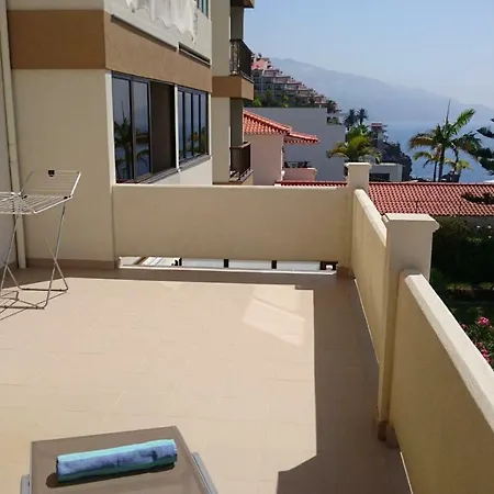 Lido Baia 4+ * Funchal (Madeira)